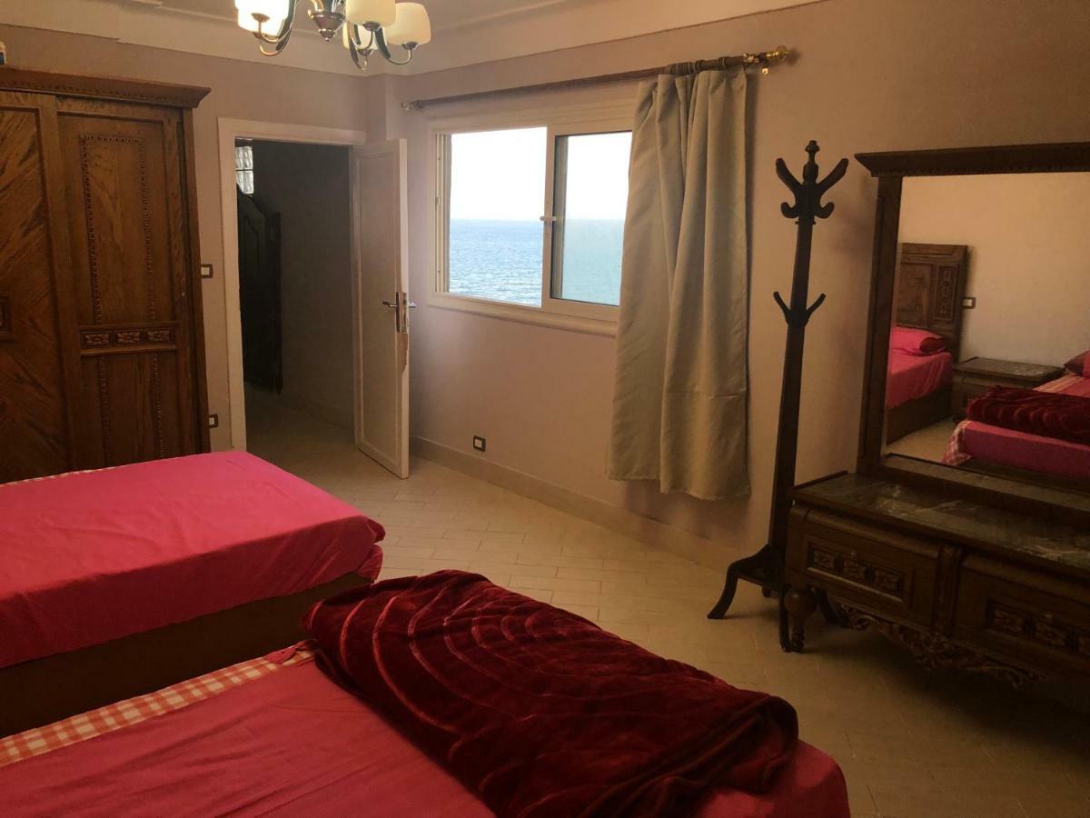 Toscanini Apartament اول صف مباشره 알렉산드리아 외부 사진
