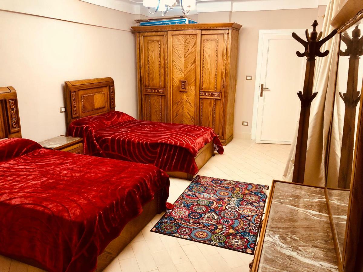 Toscanini Apartament اول صف مباشره 알렉산드리아 외부 사진